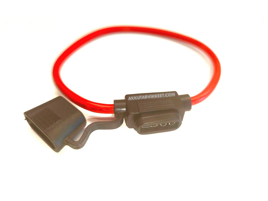 Medium laattasulakepesä johtimilla