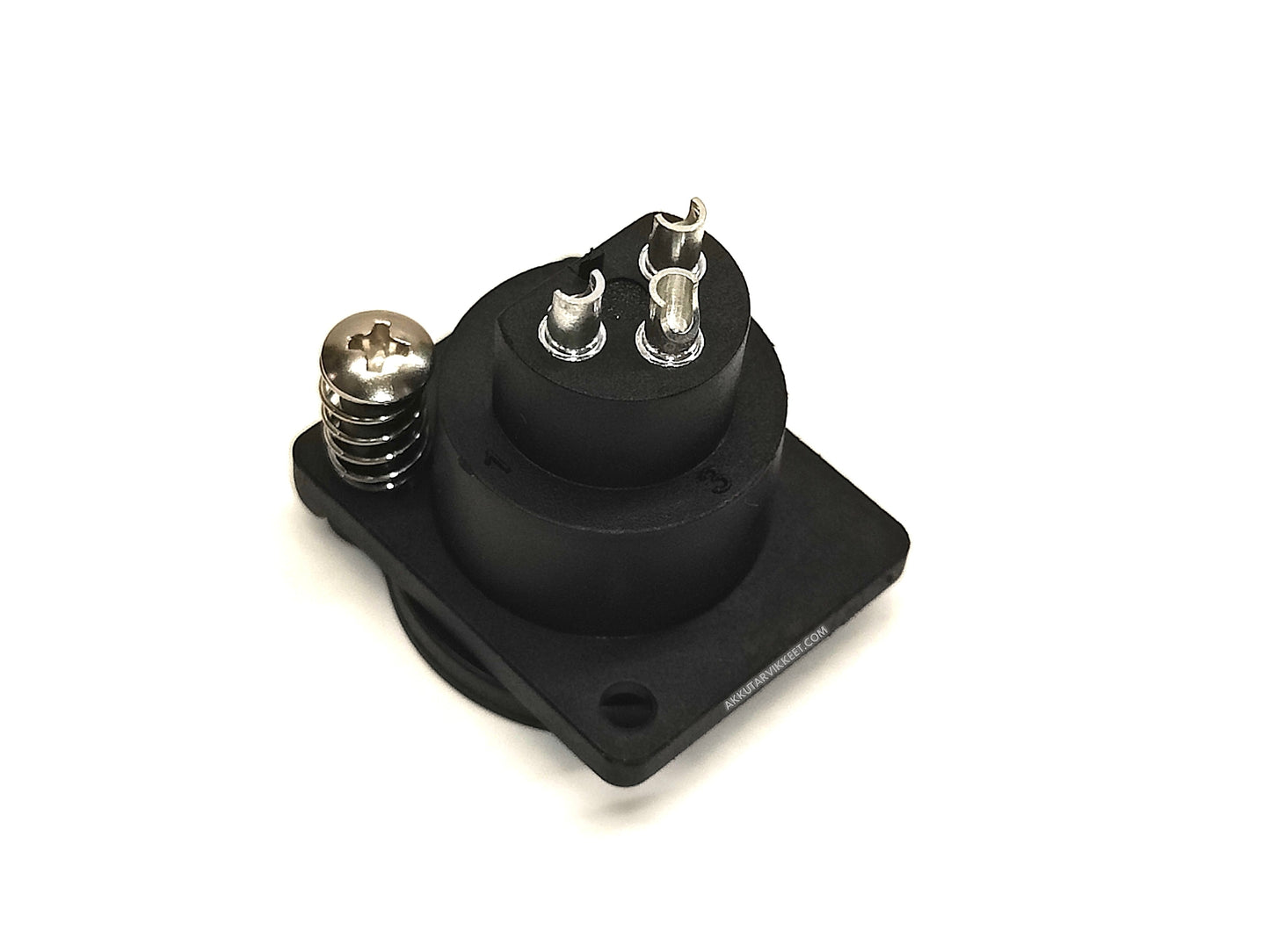 XLR-3 naaras - Paneelikiinnitys