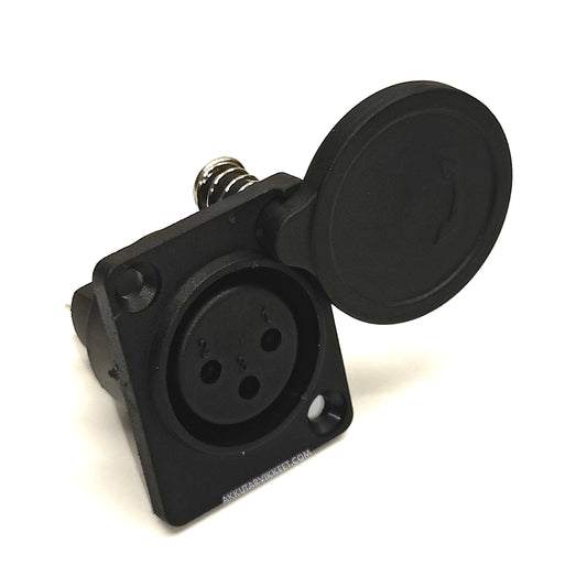 XLR-3 naaras - Paneelikiinnitys