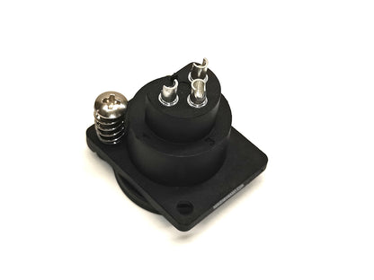 XLR-3 naaras - Paneelikiinnitys