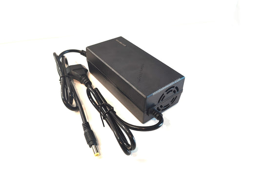 12V 2A Akkulaturi